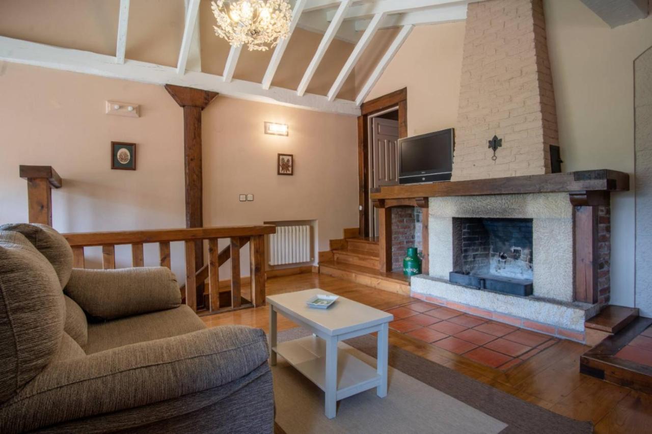 Viviendas El Barrio Cabezon de Liebana ภายนอก รูปภาพ