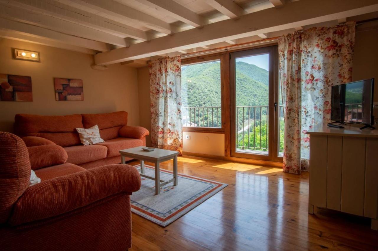 Viviendas El Barrio Cabezon de Liebana ภายนอก รูปภาพ
